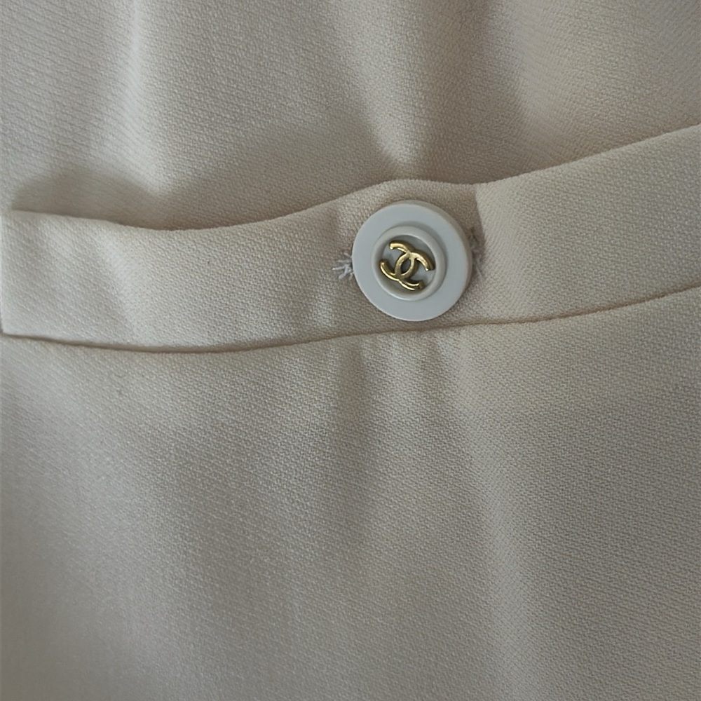 Vintage Chanel Creme Skirt - Picture 2 of 7